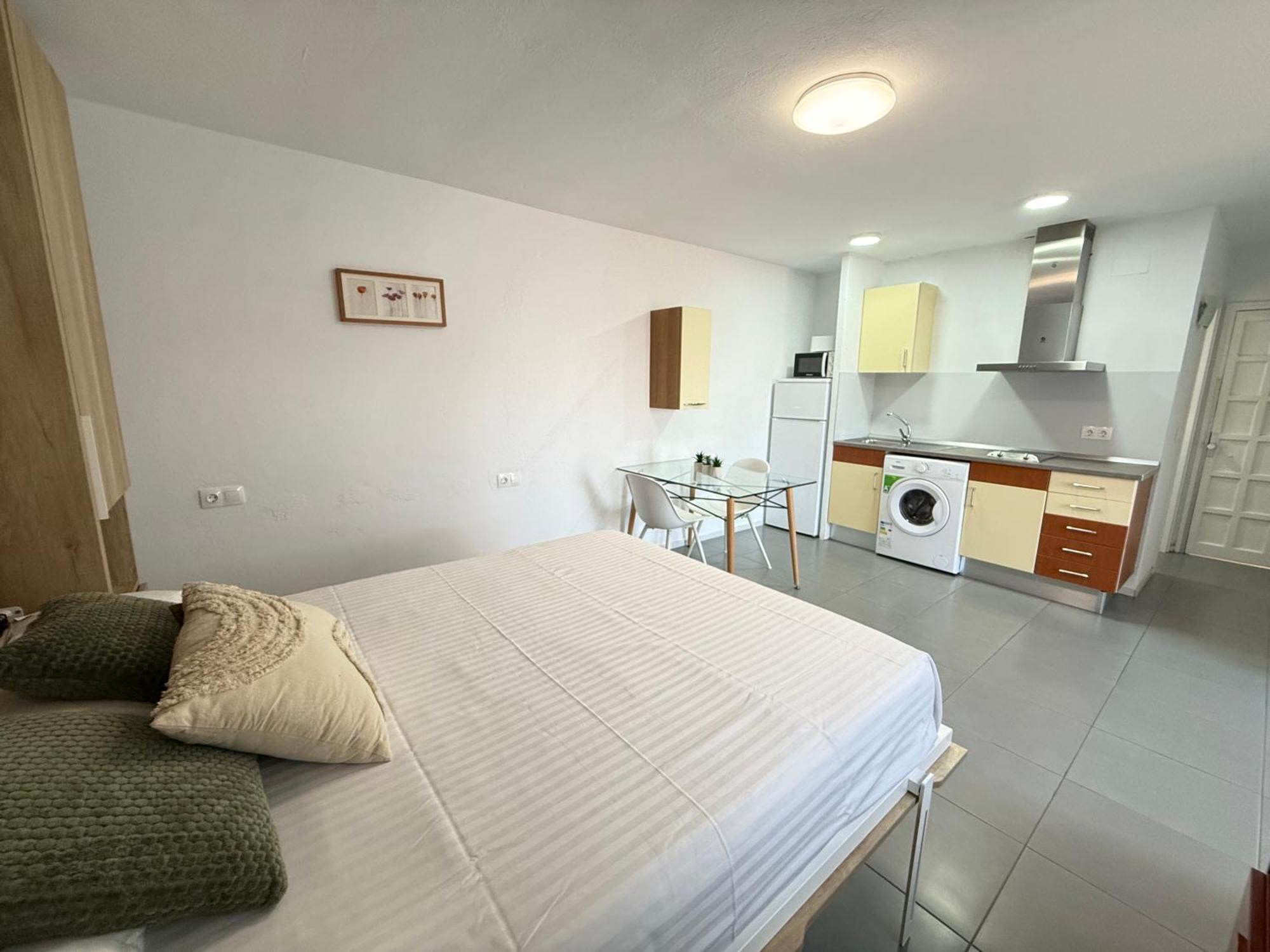 Agi Peater Center Apartment Roses Exterior photo