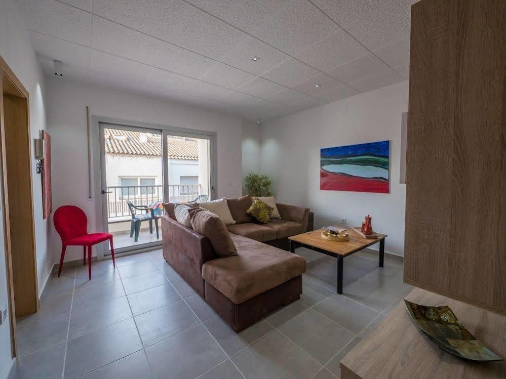 Agi Peater Center Apartment Roses Exterior photo